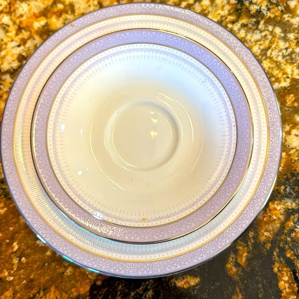 3 piece Elegant White‎ and Lilac Royal Doulton fine Tea China